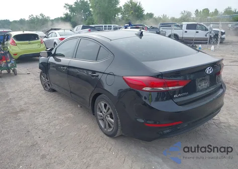 2018 Hyundai Elantra Value Edition z USA, uszkodzony, nr VIN 5NPD84LF9JH391896